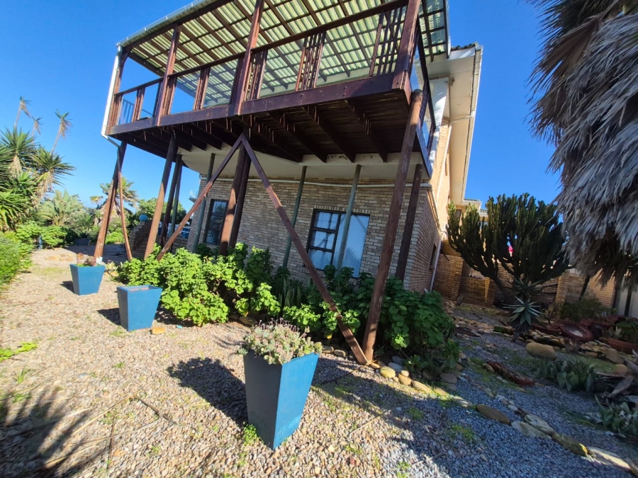 4 Bedroom Property for Sale in Dana Bay Western Cape